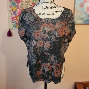 Urban Outfitters Mouchette Gray Floral Soft Oversized Heathered Top, EUC, XS